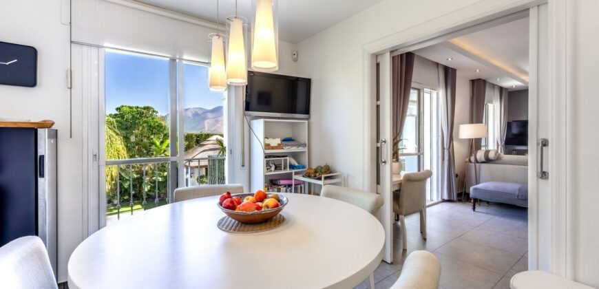 STUNNING SIX BEDROOM FULLY REFORMED AND UPGRADED VILLA for sale in Las Delicias Coin