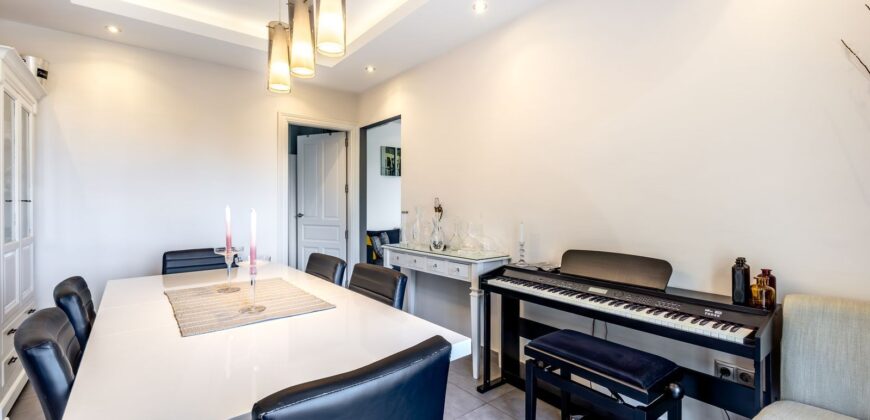 STUNNING SIX BEDROOM FULLY REFORMED AND UPGRADED VILLA for sale in Las Delicias Coin