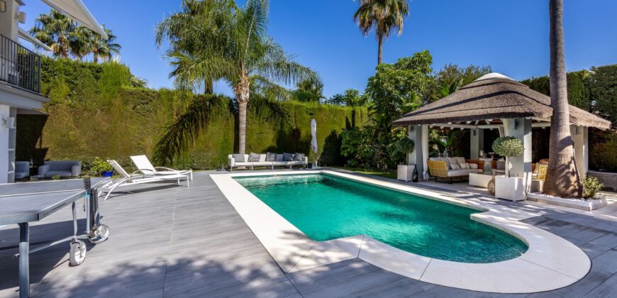 STUNNING SIX BEDROOM FULLY REFORMED AND UPGRADED VILLA for sale in Las Delicias Coin