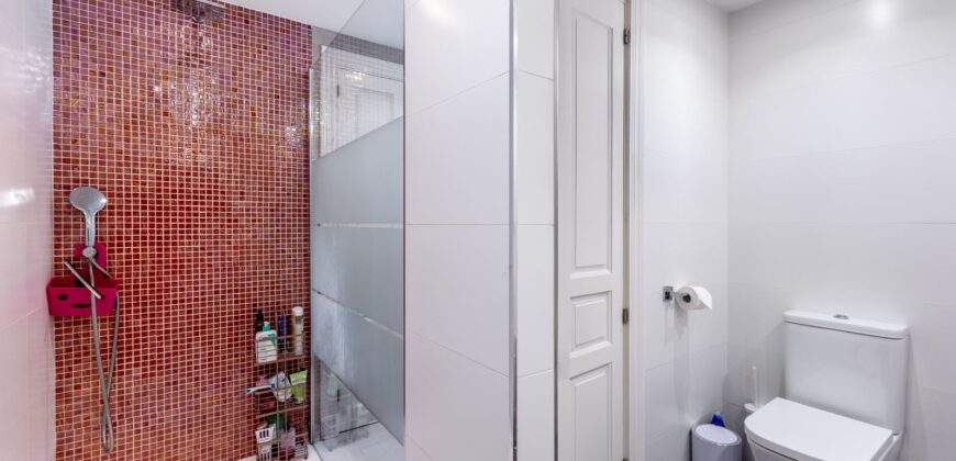 STUNNING SIX BEDROOM FULLY REFORMED AND UPGRADED VILLA for sale in Las Delicias Coin