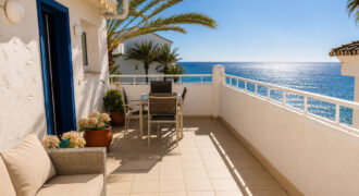 Fantastic opportunity to own a beachfront 3 bedroom penthouse in PLAYA REAL MARBESA, East Marbella