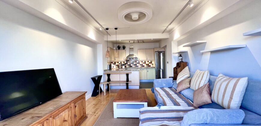 Charming 3-Bedroom Apartment with Stunning Sea Views in Gibraltar South District