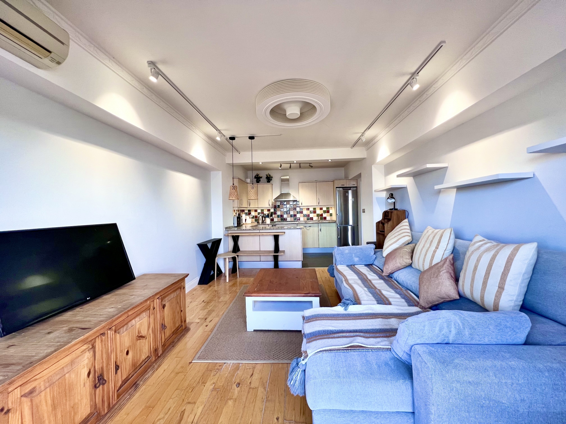 Charming 3-Bedroom Apartment with Stunning Sea Views in Gibraltar South District