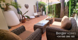 Beachfront Urbanisation – Beautiful 3 bed townhouse for sale located in the prestigious area of El Rosario / Costabella