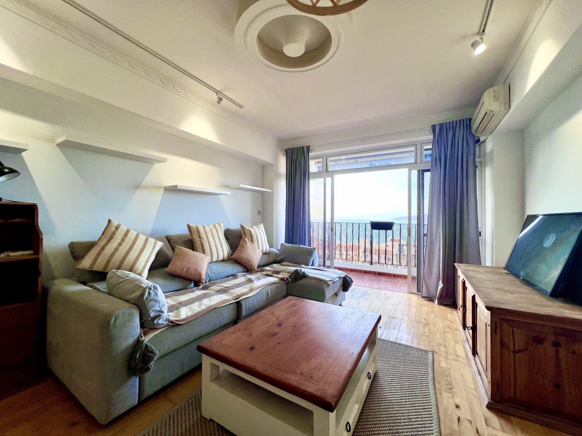 Charming 3-Bedroom Apartment with Stunning Sea Views in Gibraltar South District