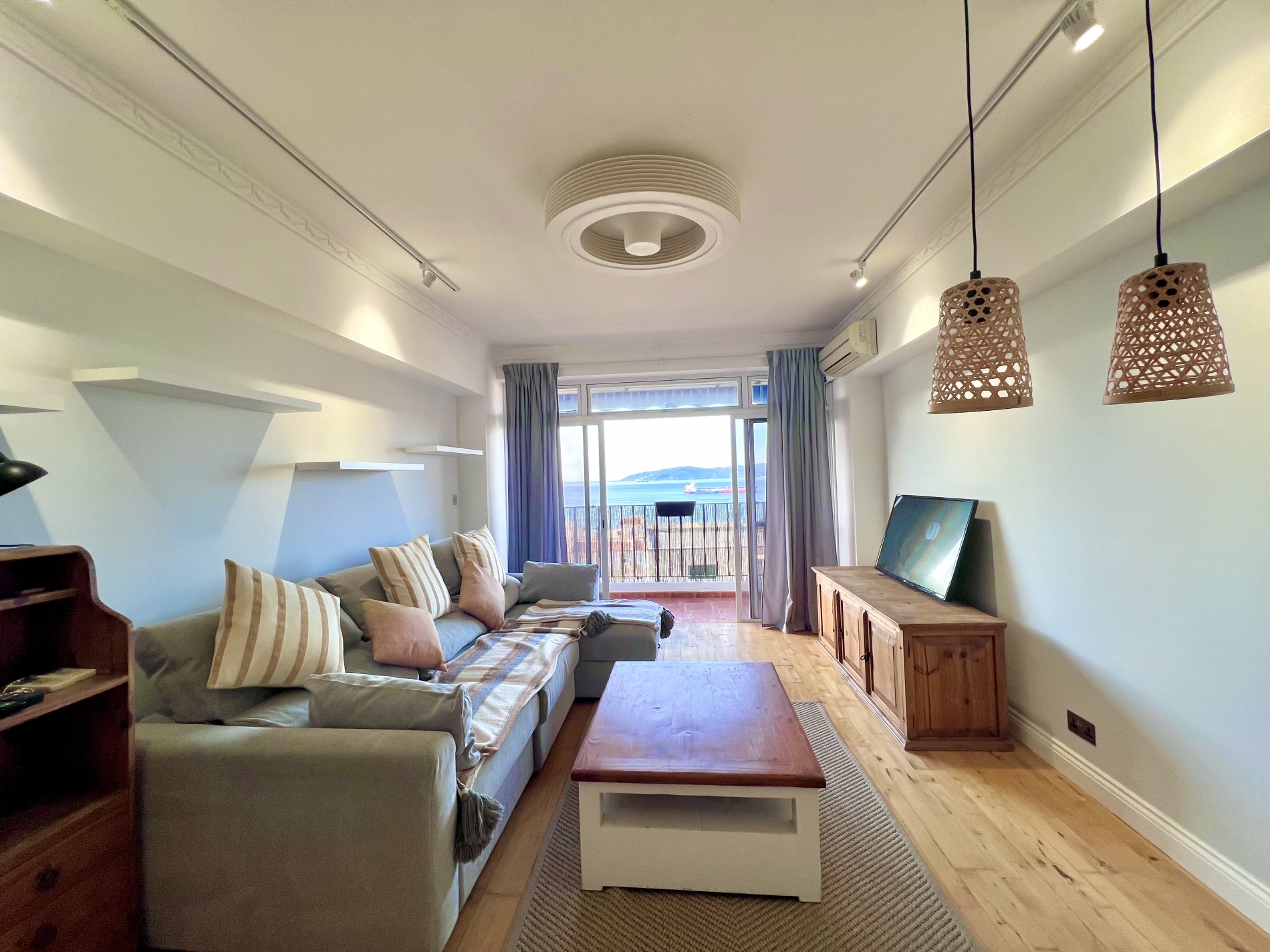 Charming 3-Bedroom Apartment with Stunning Sea Views in Gibraltar South District