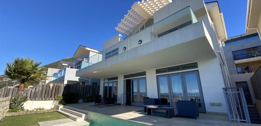 Spectacular Six-Bedroom Luxury Residence for sale in | Buena Vista, Gibraltar South District