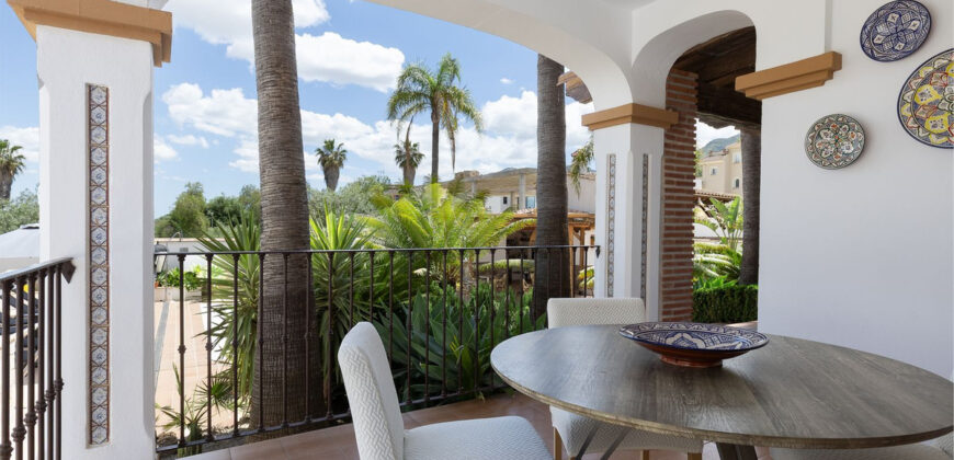 Turnkey Boutique Villa with Pool, Panoramic Mountain Views & Proven Rental Income R5373823