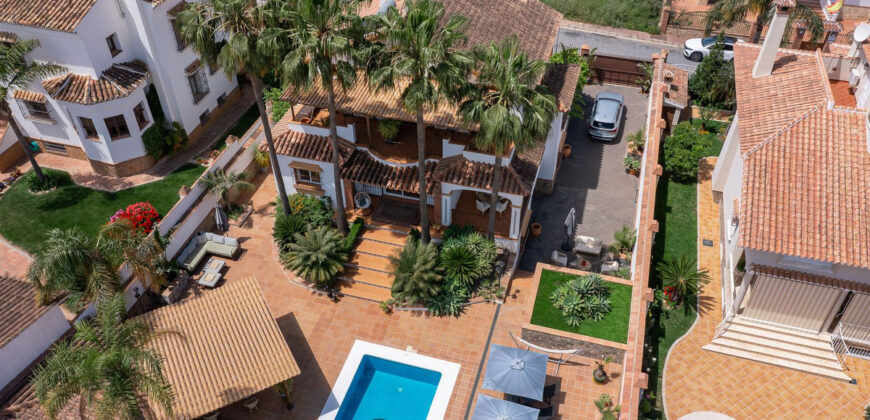 Turnkey Boutique Villa with Pool, Panoramic Mountain Views & Proven Rental Income R5373823