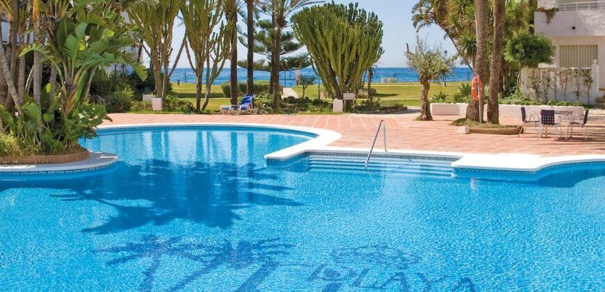 Beachfront Penthouse Duplex in Playa Real – Your Seafront Sanctuary!