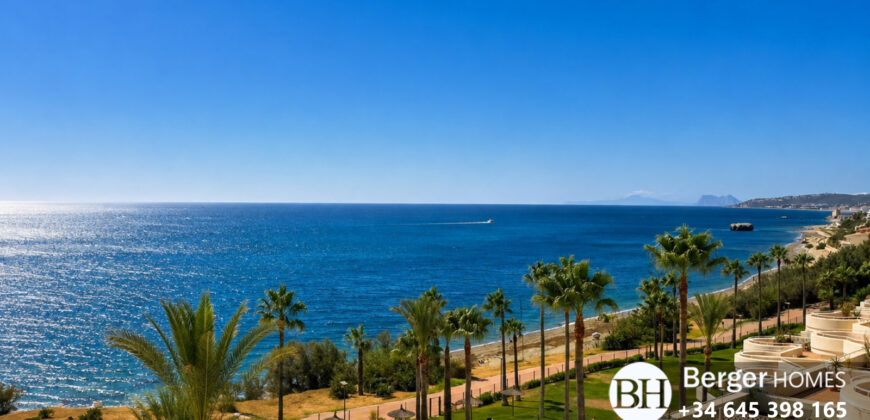 Magnificent 3-bedroom duplex penthouse situated in a prime beachfront Bermuda Beach Estepona