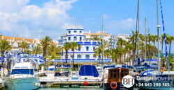 Magnificent 3-bedroom duplex penthouse situated in a prime beachfront Bermuda Beach Estepona
