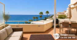 Magnificent 3-bedroom duplex penthouse situated in a prime beachfront Bermuda Beach Estepona