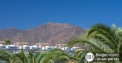Magnificent 3-bedroom duplex penthouse situated in a prime beachfront Bermuda Beach Estepona