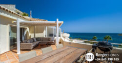 Magnificent 3-bedroom duplex penthouse situated in a prime beachfront Bermuda Beach Estepona