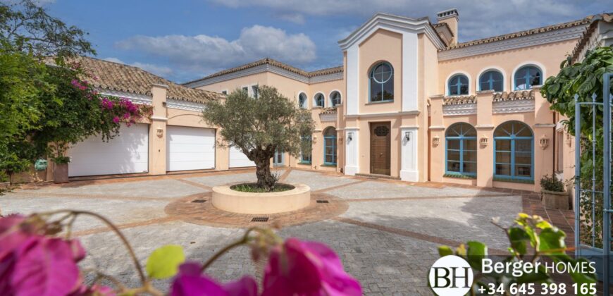 Elegant Luxury Mansion for sale in San Roque Golf Club