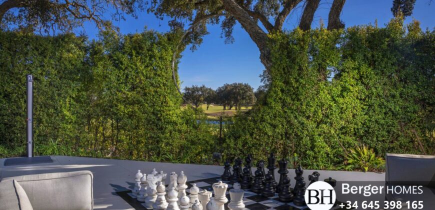 Elegant Luxury Mansion for sale in San Roque Golf Club