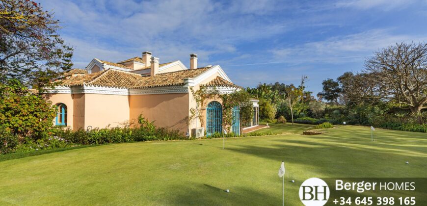 Elegant Luxury Mansion for sale in San Roque Golf Club