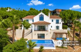 Stunning family villa for sale in Valtocado Mijas