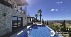 Stunning family villa for sale in the exclusive Valtocado Mijas