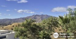 Stunning family villa for sale in Valtocado Mijas