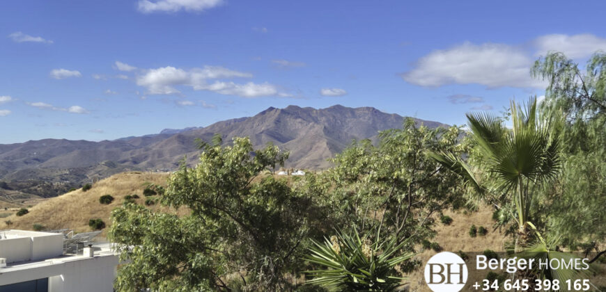 Stunning family villa for sale in the exclusive Valtocado Mijas